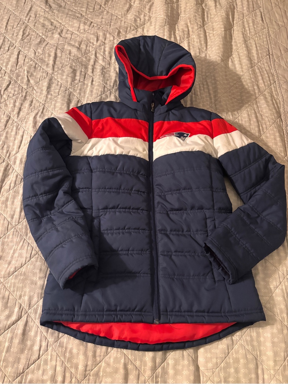 Women Navy Red White Hooded Puffer Jacket -